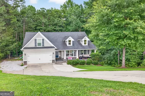 2565 Aaron Ct, Loganville, GA 30052