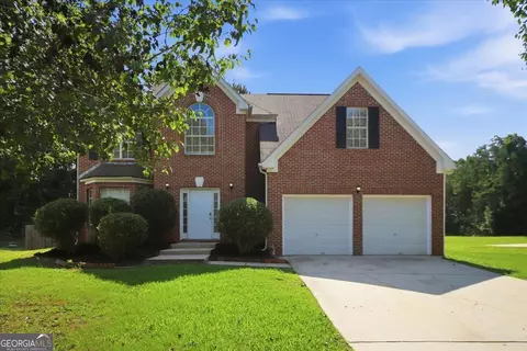 9229 Carnes Crossing Cir, Jonesboro, GA 30236