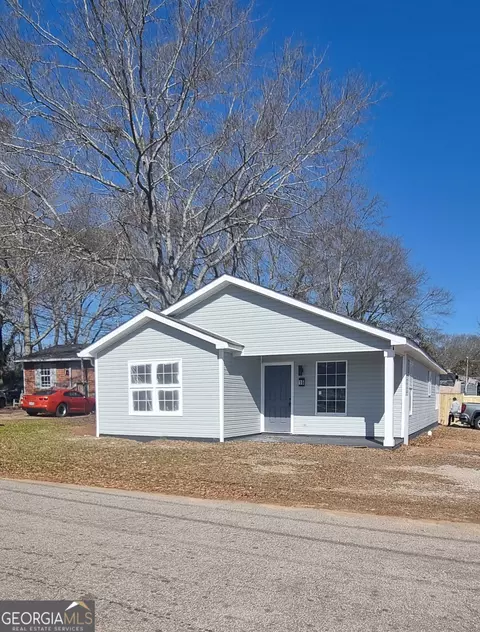 16 Kidd St, Newnan, GA 30263