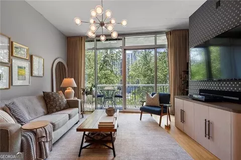 44 Peachtree Pl NW #822, Atlanta, GA 30309