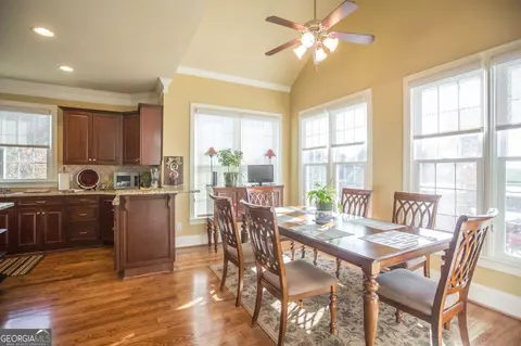 Dining - 1101 E Magnolia Loop, Madison, GA 30650 photo 3 of 4