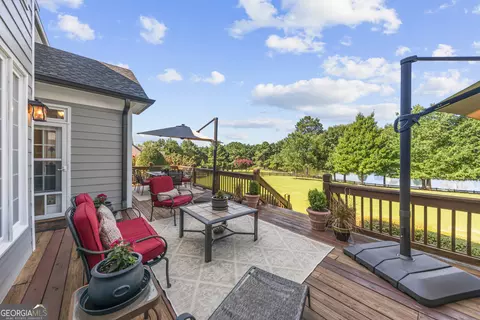 Exterior - 1101 E Magnolia Loop, Madison, GA 30650 photo 6 of 9