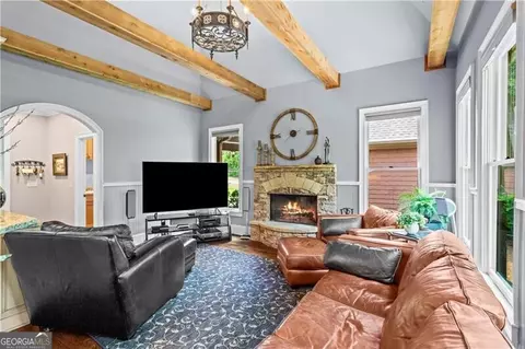 Living - Undisclosed, Acworth, GA 30101 photo 1 of 2
