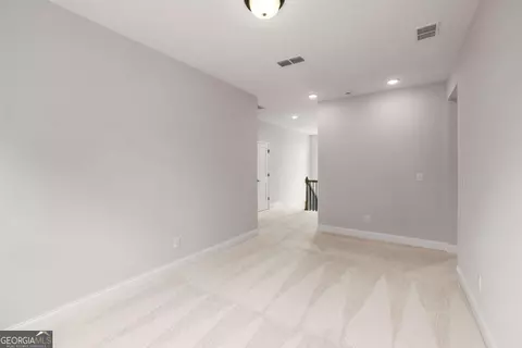Entry Way - 149 Barton Spgs, Bethlehem, GA 30620 photo 6 of 10