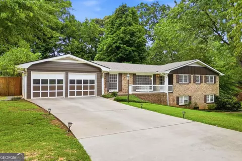 120 Deerwood Cir SE, Smyrna, GA 30082