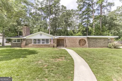 Exterior - 113 Shadow Ln, Warner Robins, GA 31088 photo 10 of 12