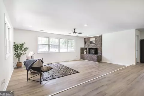 Living - 113 Shadow Ln, Warner Robins, GA 31088 photo 1 of 3