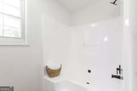 Bath - 113 Shadow Ln, Warner Robins, GA 31088 photo 4 of 4