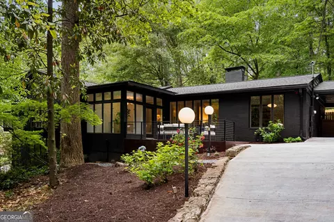 922 Barton Woods Rd NE, Atlanta, GA 30307