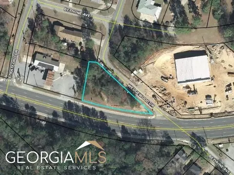 2940 Shurling Dr, Macon, GA 31217