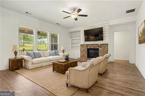 Living - 2304 Margaux Ct, Monroe, GA 30656 photo 1 of 2