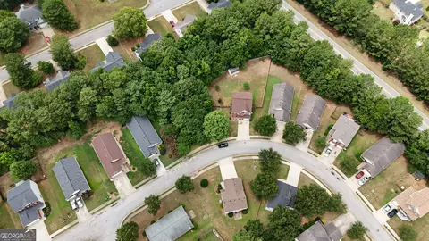 View/Area - 1952 Boatswain Dr, Hampton, GA 30228 photo 8 of 9