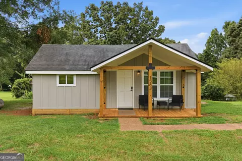 1563 Davenport Rd, Braselton, GA 30517