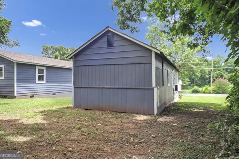 Exterior - 240 Jackson St, Barnesville, GA 30204 photo 7 of 7