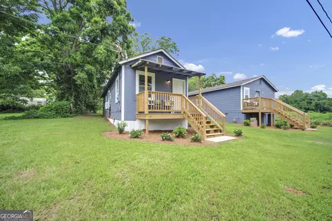 Exterior - 240 Jackson St, Barnesville, GA 30204 photo 4 of 7