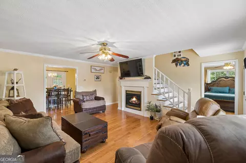 Living - 2926 Vine Dr, Dalton, GA 30721 photo 1 of 1