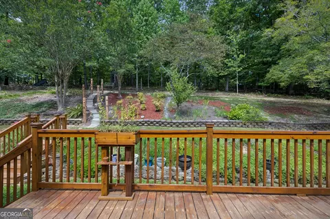 Exterior - 2926 Vine Dr, Dalton, GA 30721 photo 5 of 10