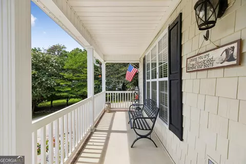 Exterior - 2926 Vine Dr, Dalton, GA 30721 photo 4 of 10