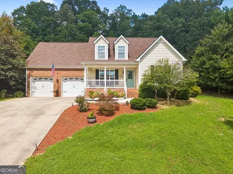 2926 Vine Dr, Dalton, GA 30721