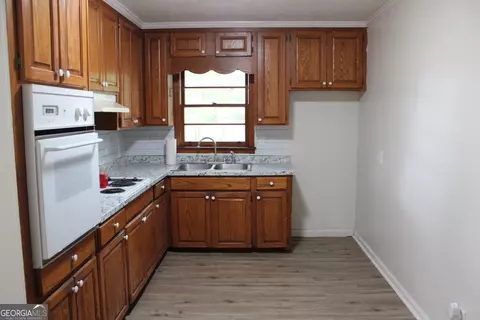 154 Poplar Cir, Lagrange, GA 30241 photo 3