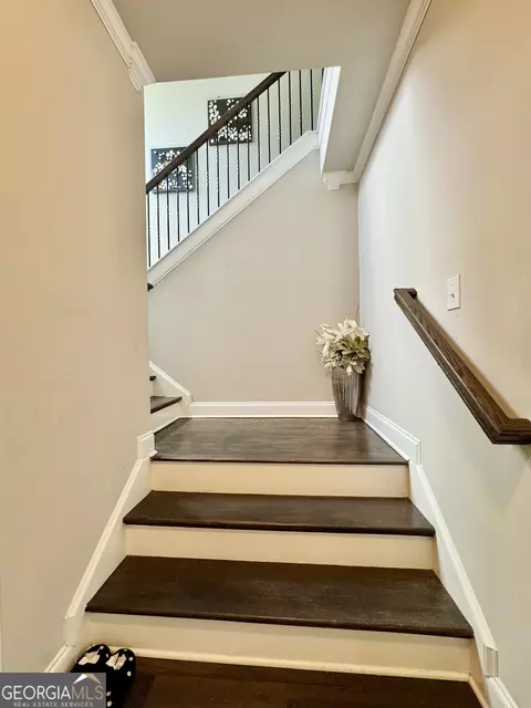Entry Way - 4686 Leader Ln, Duluth, GA 30096 photo 4 of 5