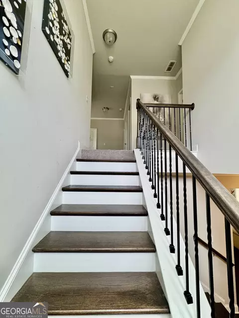 Entry Way - 4686 Leader Ln, Duluth, GA 30096 photo 2 of 5