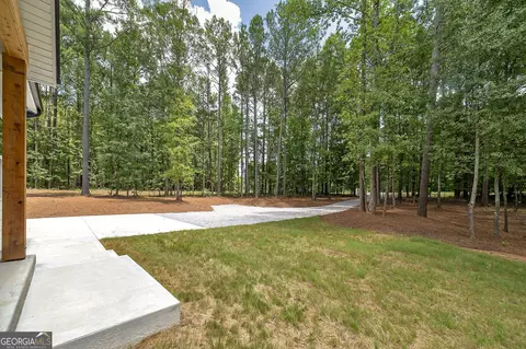 Exterior - 548 Barnesville Rd, Griffin, GA 30224 photo 5 of 7