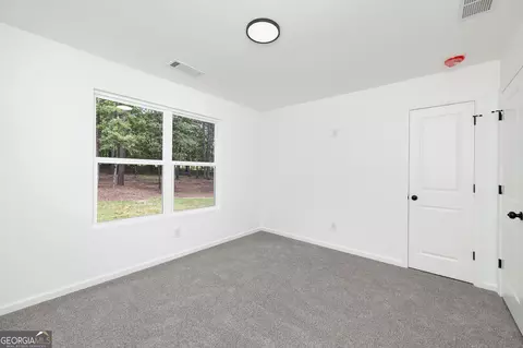 Bedroom - 548 Barnesville Rd, Griffin, GA 30224 photo 3 of 4