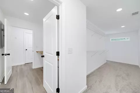 Entry Way - 548 Barnesville Rd, Griffin, GA 30224 photo 4 of 4