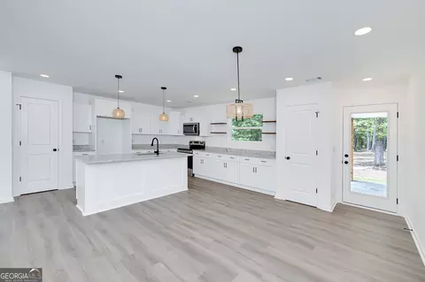 Kitchen - 548 Barnesville Rd, Griffin, GA 30224 photo 1 of 6
