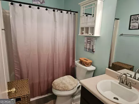 Bath - 3536 Stonefield, Rex, GA 30273 photo 8 of 9