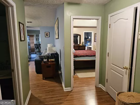 Entry Way - 3536 Stonefield, Rex, GA 30273 photo 4 of 10
