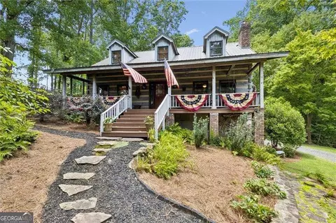 1655 Rockdale Cir, Snellville, GA 30078