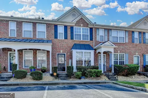 256 Paden Cove Trl, Lawrenceville, GA 30044