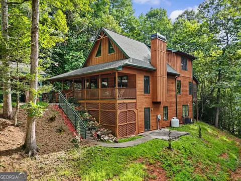 277 Wards Creek Dr, Dahlonega, GA 30533