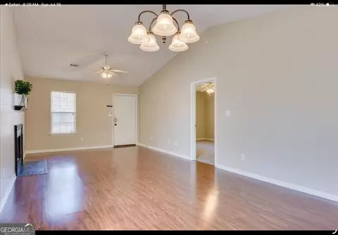 Living - 1802 Wilson Pl, Augusta, GA 30904 photo 5 of 5