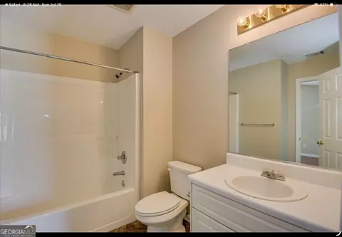 Bath - 1802 Wilson Pl, Augusta, GA 30904 photo 2 of 2