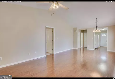 Living - 1802 Wilson Pl, Augusta, GA 30904 photo 4 of 5