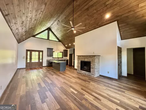 Living - 232 Red Tail Ln, Morganton, GA 30560 photo 4 of 4
