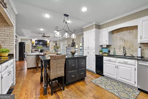 Kitchen - 103 Windridge Dr, Lagrange, GA 30240 photo 1 of 7