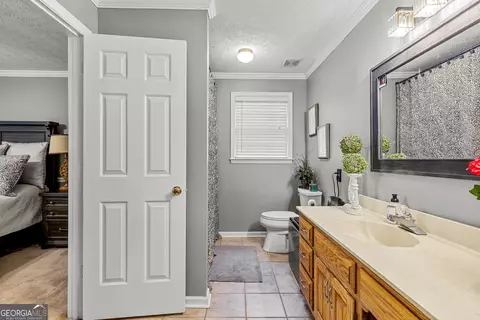 Bath - 103 Windridge Dr, Lagrange, GA 30240 photo 8 of 8