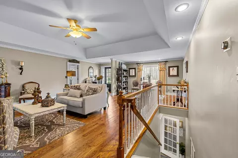 Entry Way - 103 Windridge Dr, Lagrange, GA 30240 photo 7 of 8
