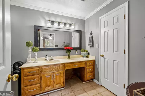 Bath - 103 Windridge Dr, Lagrange, GA 30240 photo 7 of 8