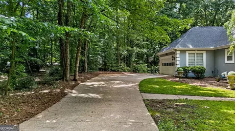 Exterior - 103 Windridge Dr, Lagrange, GA 30240 photo 5 of 15