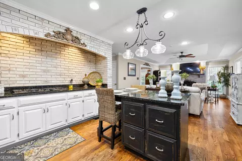 Kitchen - 103 Windridge Dr, Lagrange, GA 30240 photo 3 of 7