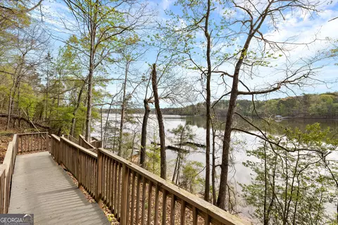 View/Area - 103 Windridge Dr, Lagrange, GA 30240 photo 4 of 8