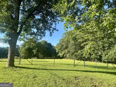 Exterior - 191 Bell Rd, Milner, GA 30257 photo 6 of 6