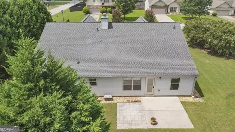 View/Area - 1411 Silvergate Way, Winder, GA 30680 photo 2 of 4