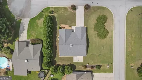View/Area - 1411 Silvergate Way, Winder, GA 30680 photo 3 of 4