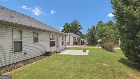 Exterior - 1411 Silvergate Way, Winder, GA 30680 photo 6 of 6